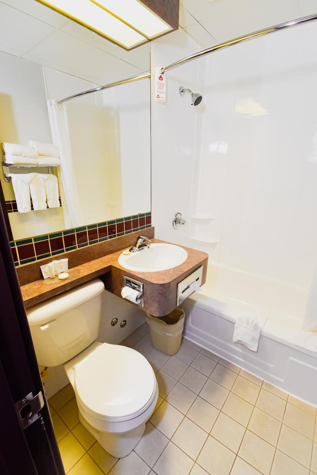 Canad Inns Destination Centre Windsor Park Виннипег Экстерьер фото