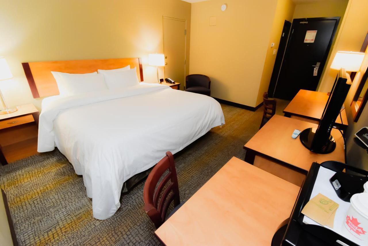 Canad Inns Destination Centre Windsor Park Виннипег Экстерьер фото