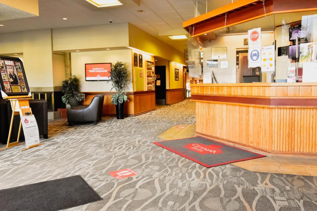 Canad Inns Destination Centre Windsor Park Виннипег Экстерьер фото
