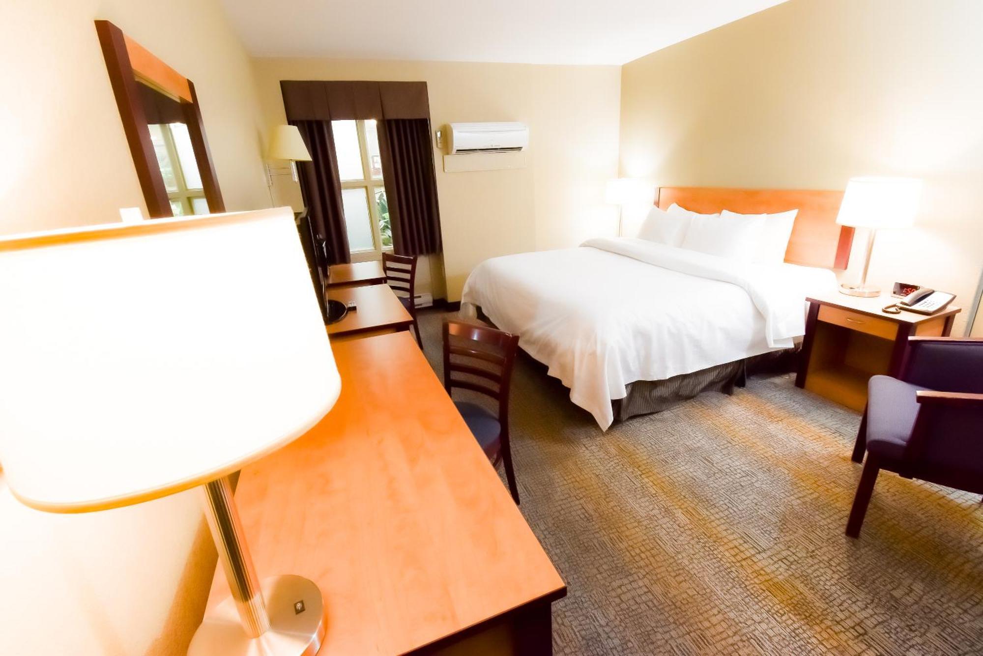 Canad Inns Destination Centre Windsor Park Виннипег Экстерьер фото