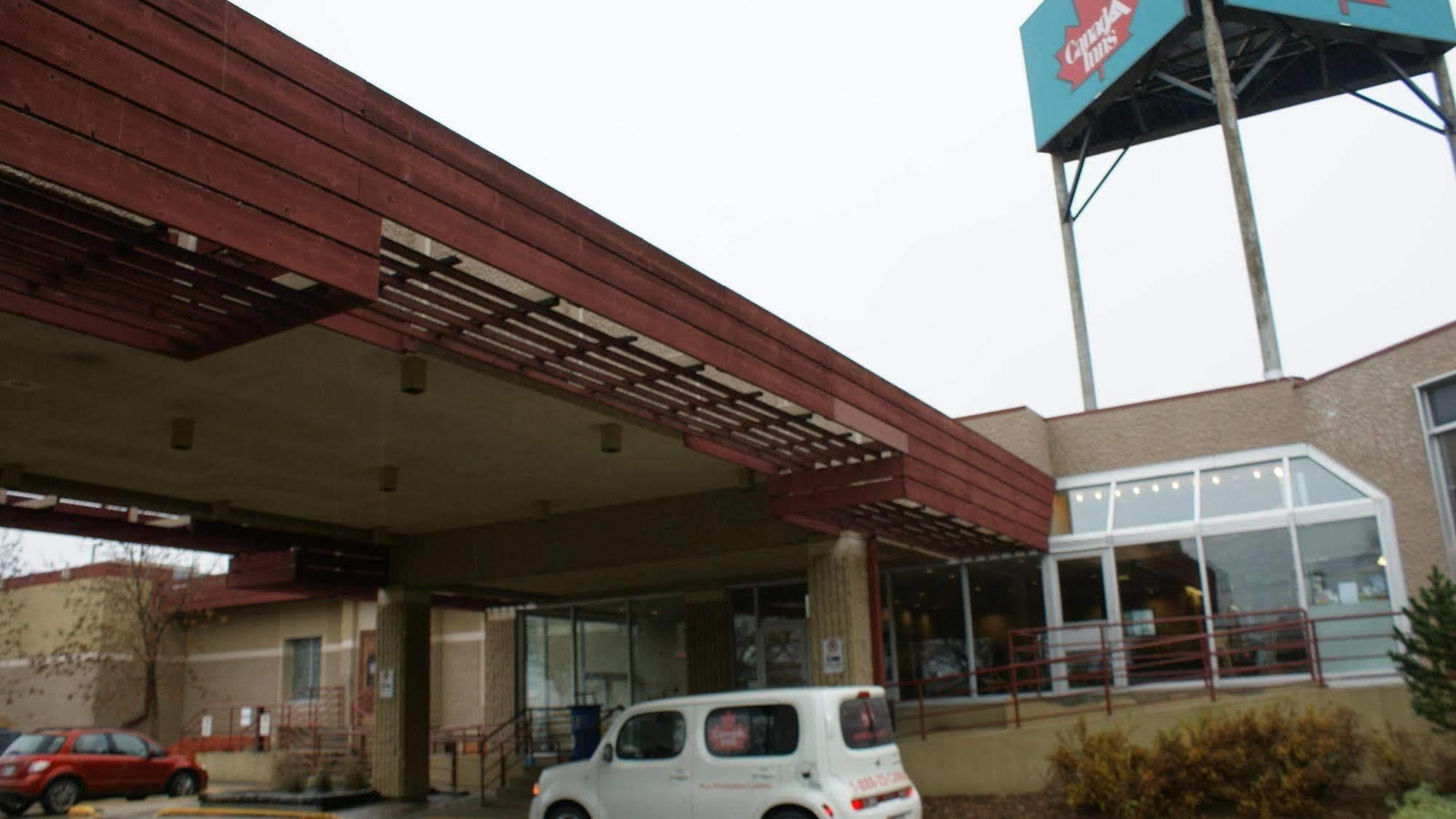 Canad Inns Destination Centre Windsor Park Виннипег Экстерьер фото