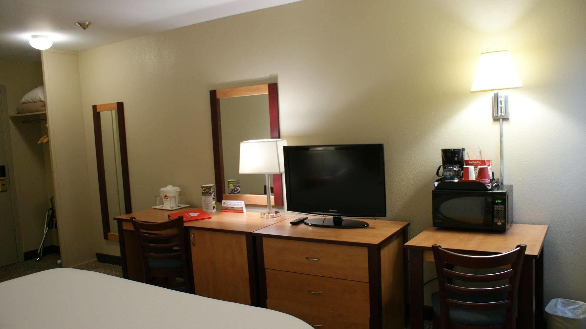 Canad Inns Destination Centre Windsor Park Виннипег Экстерьер фото